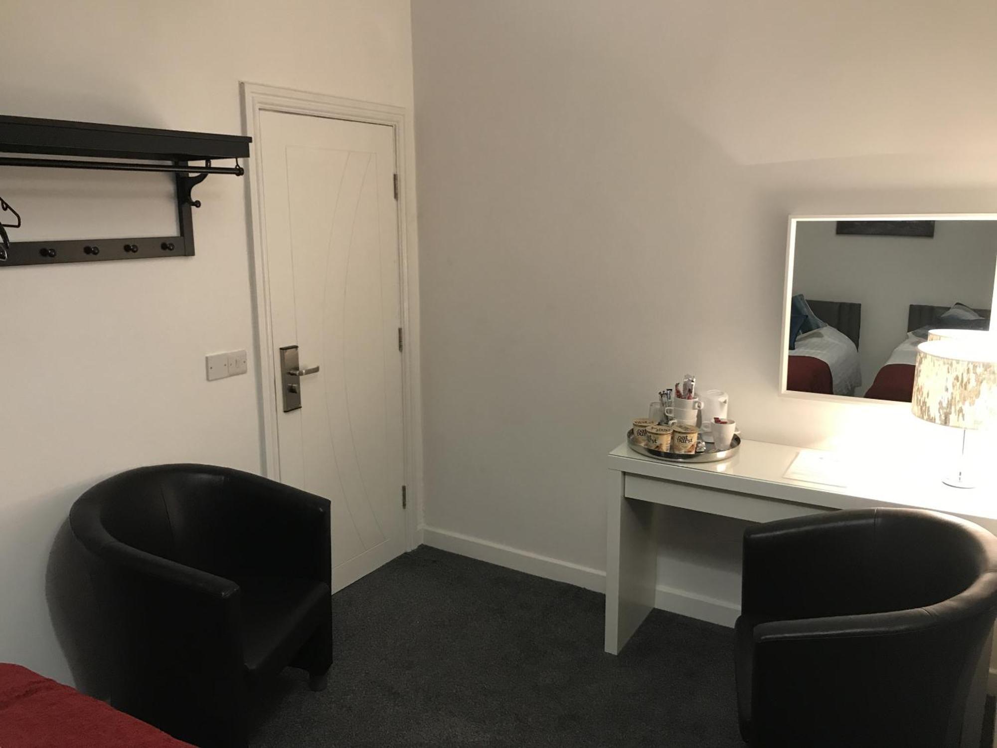 Hotel The Dalbury And Palmer With Free Parking Sheffield